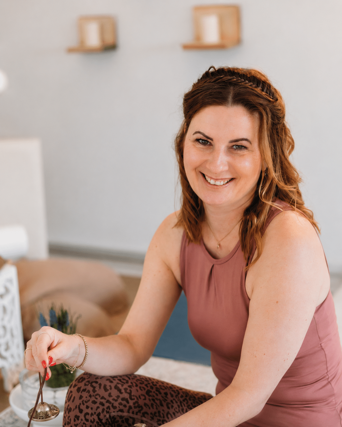 Stephanie Hangert – Gründerin von Yoga Up Your Life Stephanie Hangert, Gründerin und Yogalehrerin bei Yoga Up Your Life in Leverkusen